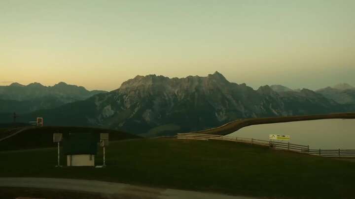Saalbach Wildenkarkogel snow cam captured at 28 September 2026 at 7:37 pm GMT+2