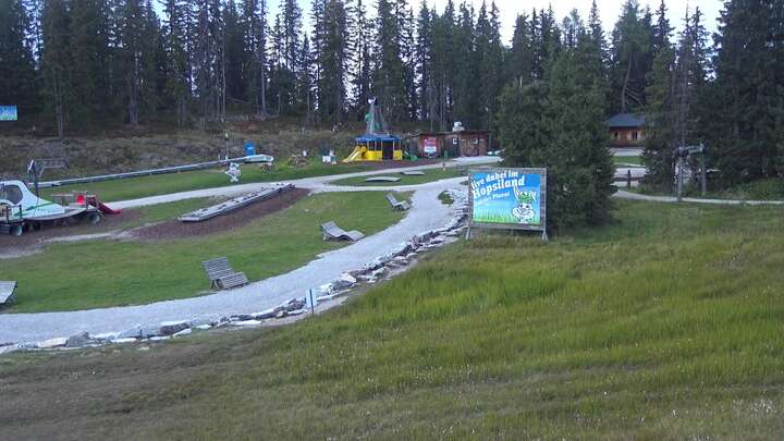 Schladming Hopsi Express Base Station snow cam captured at 16 September 2026 at 7:31 pm GMT+2