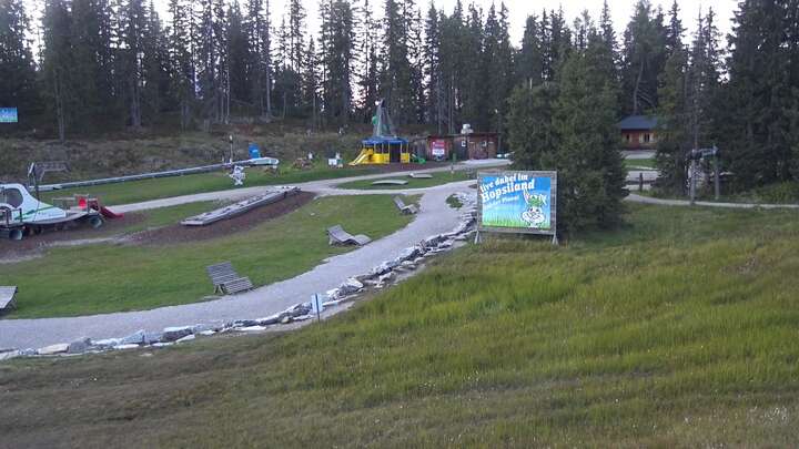 Schladming Hopsi Express Base Station snow cam captured at 19 September 2026 at 7:23 pm GMT+2