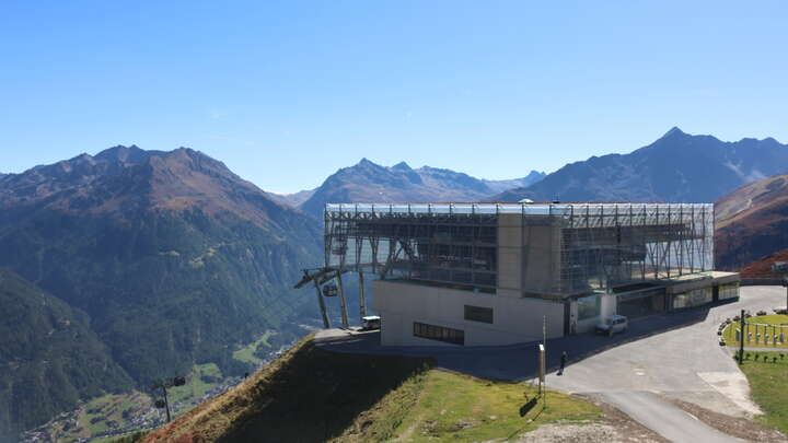 Sölden Giggijoch snow cam captured at 29 September 2026 at 12:37 pm GMT+2