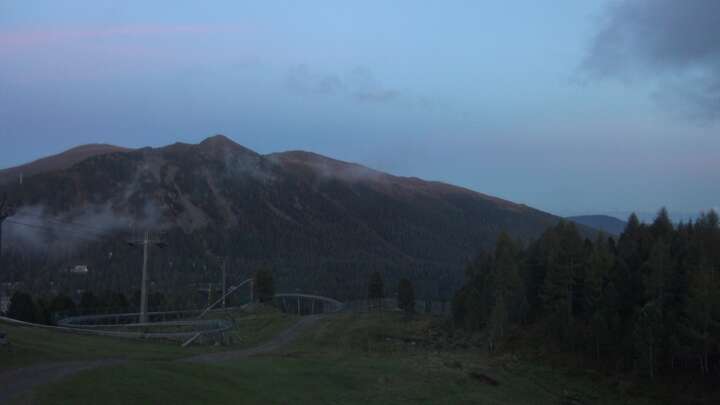 Turracherhöhe Almzeithütte snow cam captured at 19 September 2026 at 7:26 pm GMT+2