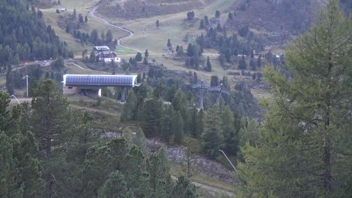 Turracherhöhe Turrachbahn Upper Station snow cam captured at 13 September 2026 at 7:30 pm GMT+2