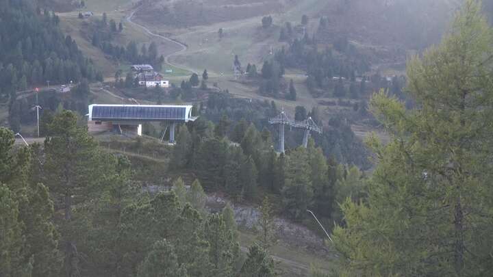 Turracherhöhe Turrachbahn Upper Station snow cam captured at 16 September 2026 at 7:31 pm GMT+2
