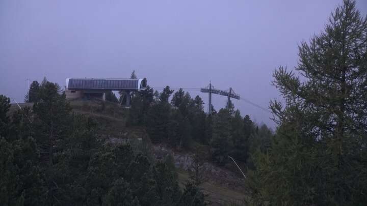 Turracherhöhe Turrachbahn Upper Station snow cam captured at 18 September 2026 at 7:33 pm GMT+2