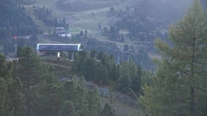 Turracherhöhe Turrachbahn Upper Station snow cam captured at 19 September 2026 at 7:26 pm GMT+2
