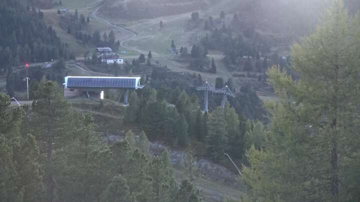 Turracherhöhe Turrachbahn Upper Station snow cam captured at 21 September 2026 at 7:25 pm GMT+2