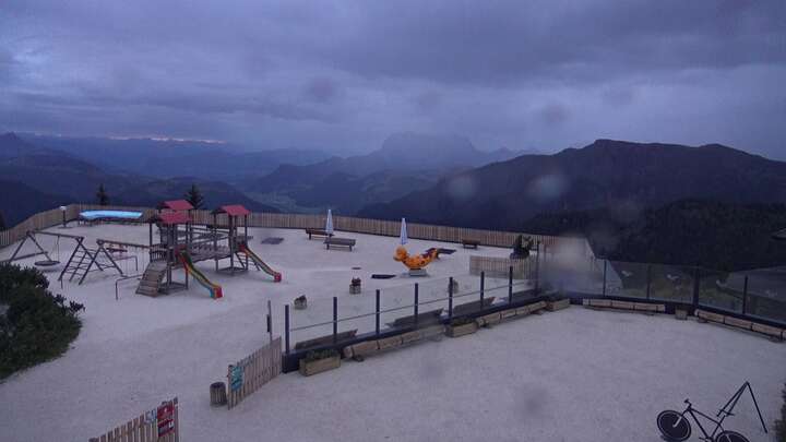 Waidring Kammerkör snow cam captured at 13 September 2026 at 7:45 pm GMT+2