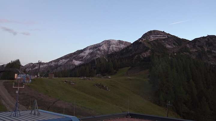 Zauchensee Gamskogelhütte snow cam captured at 25 September 2026 at 7:17 pm GMT+2