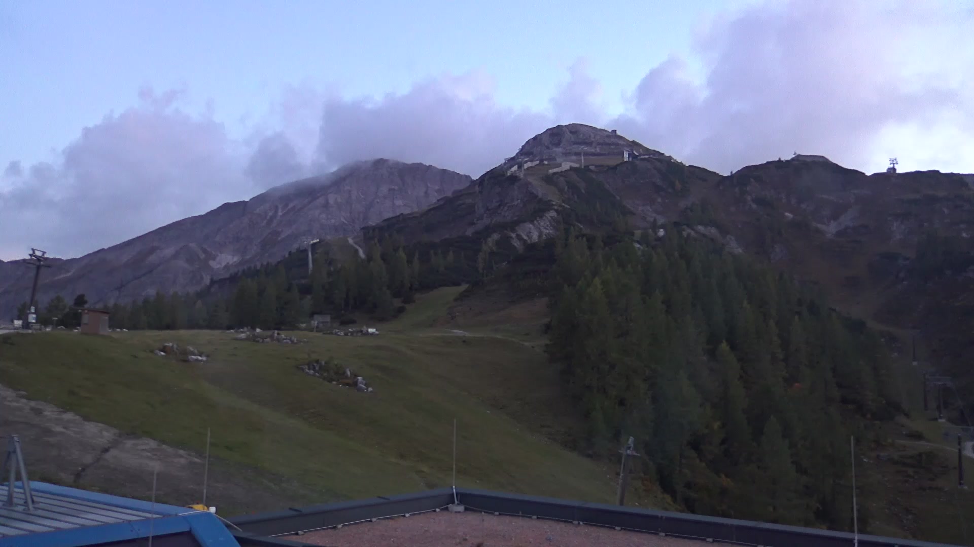 Zauchensee Gamskogelhütte snow cam captured at 5 October 2026 at 6:50 pm GMT+2
