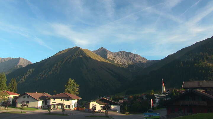 Berwang Egghof Sunjet snow cam captured at 23 September 2026 at 6:20 pm GMT+2