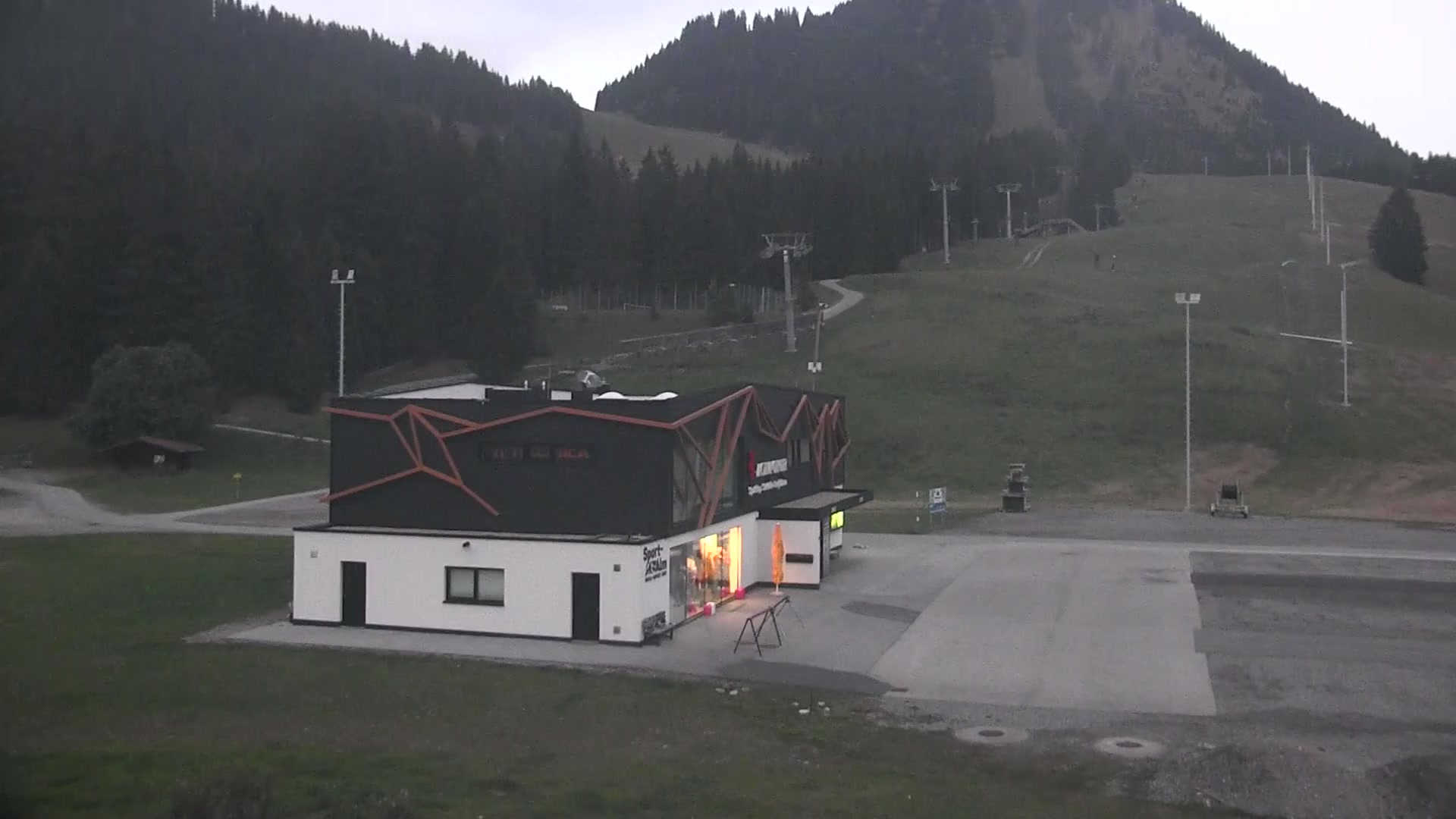 Berwang Egghof Sunjet snow cam captured at 3 October 2026 at 7:13 pm GMT+2
