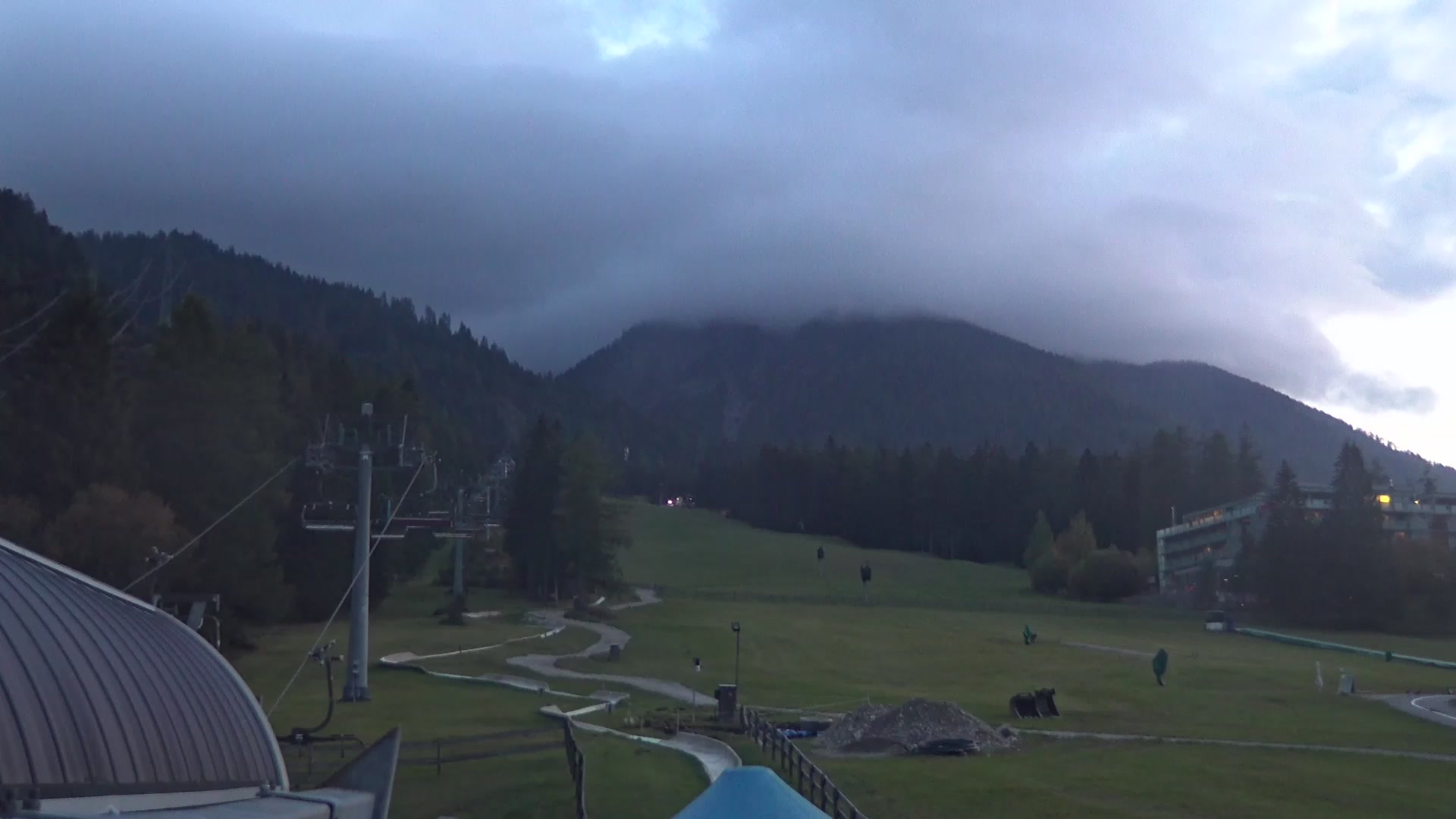 Biberwier (Marienberg) Base Station Marienberg snow cam captured at 3 October 2026 at 7:13 pm GMT+2
