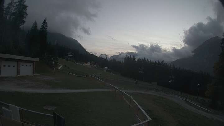 Biberwier (Marienberg) Mid Station Biberwier snow cam captured at 21 September 2026 at 7:35 pm GMT+2