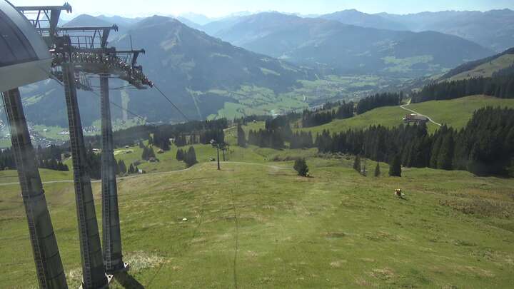 Brixen im Thale (SkiWelt) Jochbahn Upper Station snow cam captured at 29 September 2026 at 12:28 pm GMT+2