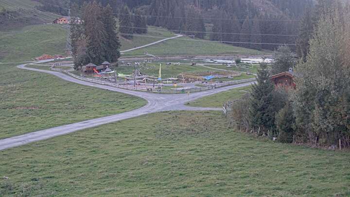 Brixen im Thale (SkiWelt) Filzalmsee snow cam captured at 26 September 2026 at 7:27 pm GMT+2