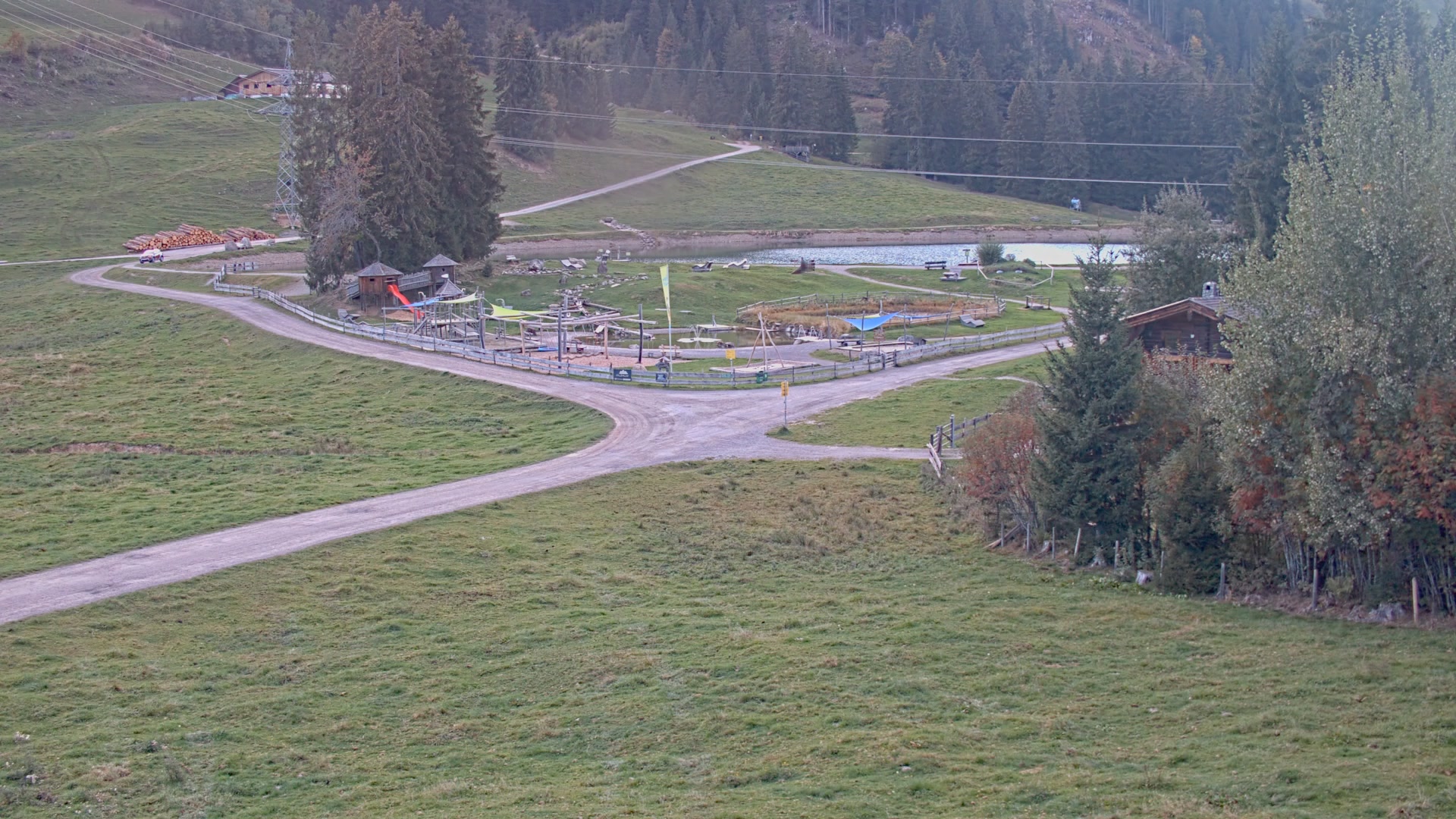 Brixen im Thale (SkiWelt) Filzalmsee snow cam captured at 5 October 2026 at 7:04 pm GMT+2