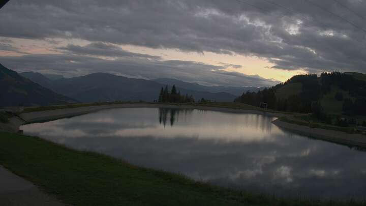 Brixen im Thale (SkiWelt) Brantlalmsee snow cam captured at 14 September 2026 at 7:40 pm GMT+2