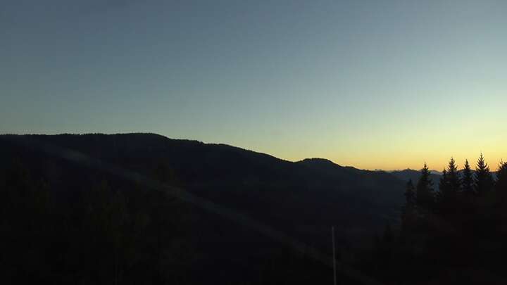 Filzmoos sixpack Mooslehen Berg snow cam captured at 28 September 2026 at 7:03 pm GMT+2