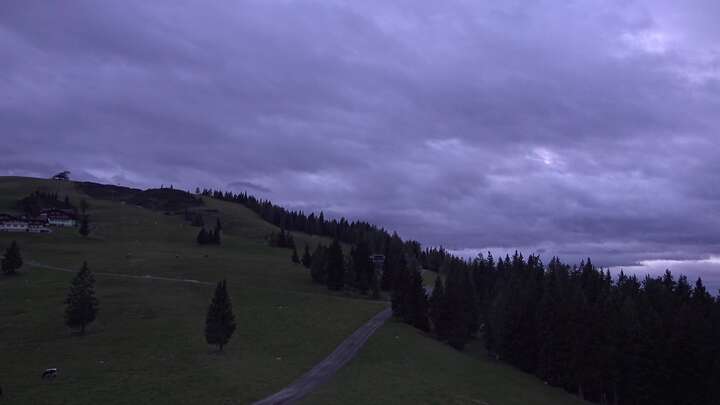 Flachau (Snow Space Salzburg) Upper Station Achterjet snow cam captured at 13 September 2026 at 7:27 pm GMT+2