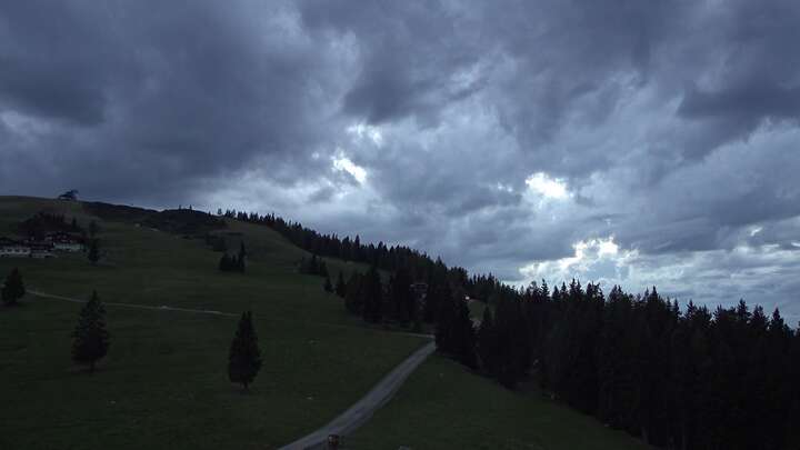 Flachau (Snow Space Salzburg) Upper Station Achterjet snow cam captured at 16 September 2026 at 7:24 pm GMT+2