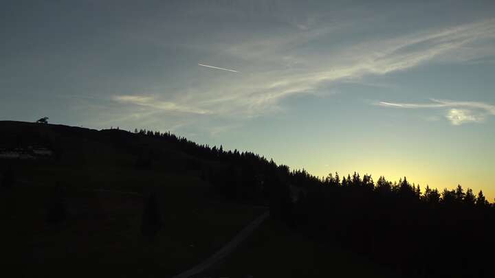 Flachau (Snow Space Salzburg) Upper Station Achterjet snow cam captured at 27 September 2026 at 7:01 pm GMT+2