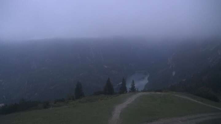 Gosau (Dachstein West) Dachstein West - Zwieselalm Upper Station snow cam captured at 21 September 2026 at 7:30 pm GMT+2
