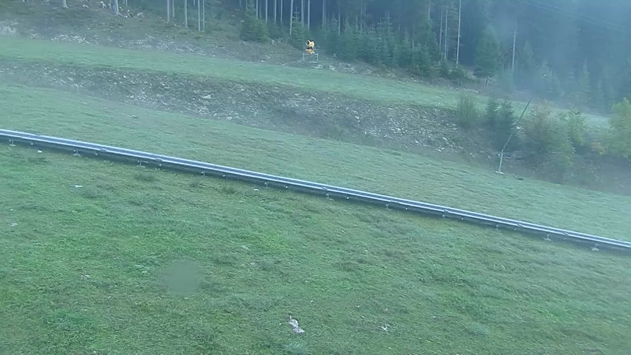 Gosau (Dachstein West) Dachstein West - Zwieselalm Base Station snow cam captured at 6 October 2026 at 8:22 am GMT+2