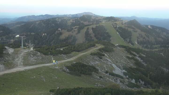 Göstling (Hochkar) Hochkarbahn Upper Station snow cam captured at 26 September 2026 at 7:02 pm GMT+2