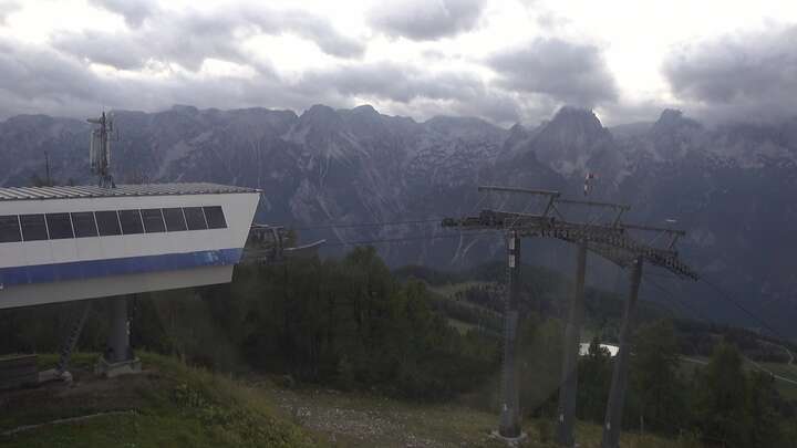 Hinterstoder Höss-Express Upper Station snow cam captured at 14 September 2026 at 7:27 pm GMT+2