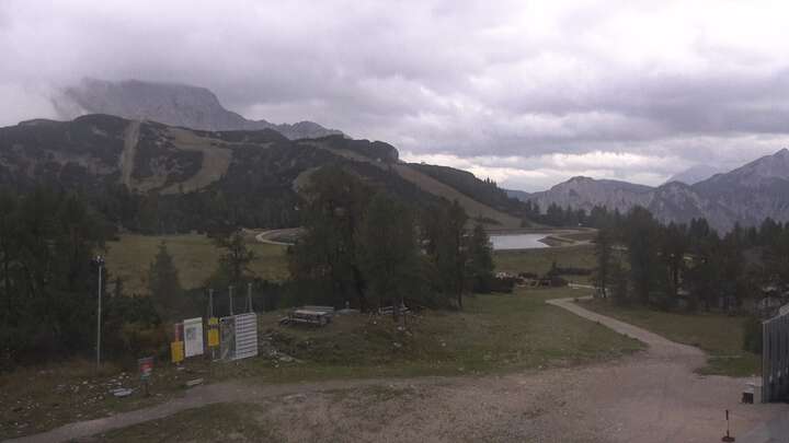 Hinterstoder Höss-Express Upper Station snow cam captured at 22 September 2026 at 7:25 pm GMT+2