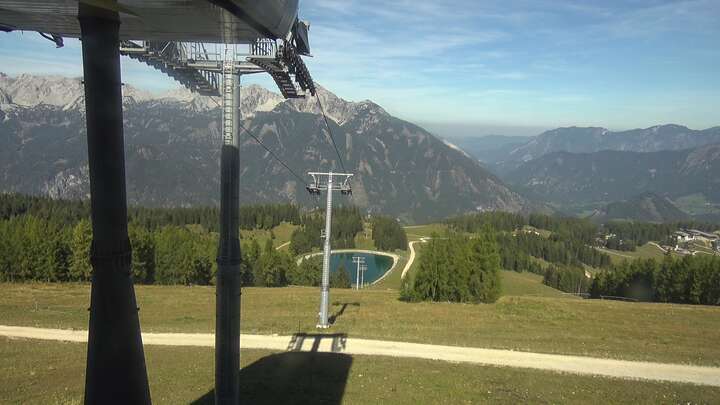 Hinterstoder Upper Station Hirschkogelbahn snow cam captured at 29 September 2026 at 12:35 pm GMT+2