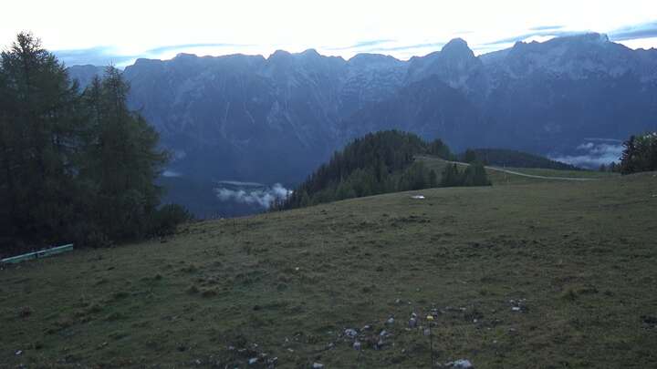 Hinterstoder Panoramalift Tal - Startplatz West snow cam captured at 17 September 2026 at 10:05 pm GMT+2