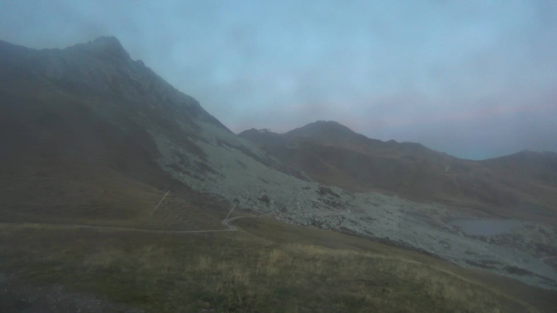 Hintertux (Zillertal) Rastkogel snow cam captured at 3 October 2026 at 7:03 pm GMT+2