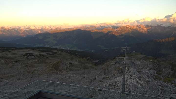 Hirschegg Ifenbahn Upper Station snow cam captured at 14 September 2026 at 7:43 pm GMT+2