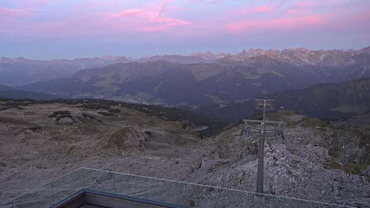 Hirschegg Ifenbahn Upper Station snow cam captured at 19 September 2026 at 7:50 pm GMT+2