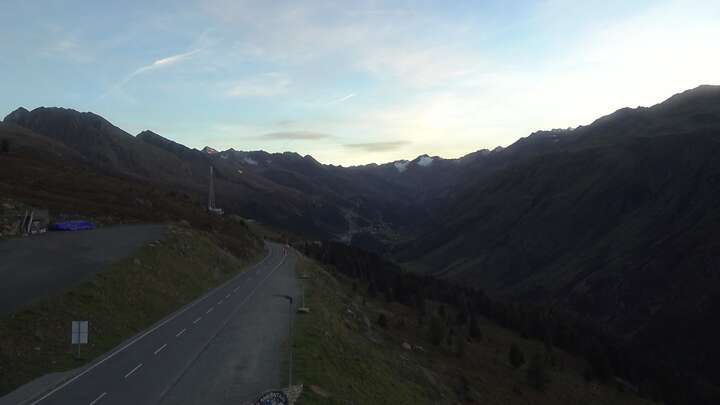 Hochgurgl (Ötztal) Top Mountain Crosspoint snow cam captured at 23 September 2026 at 7:21 pm GMT+2