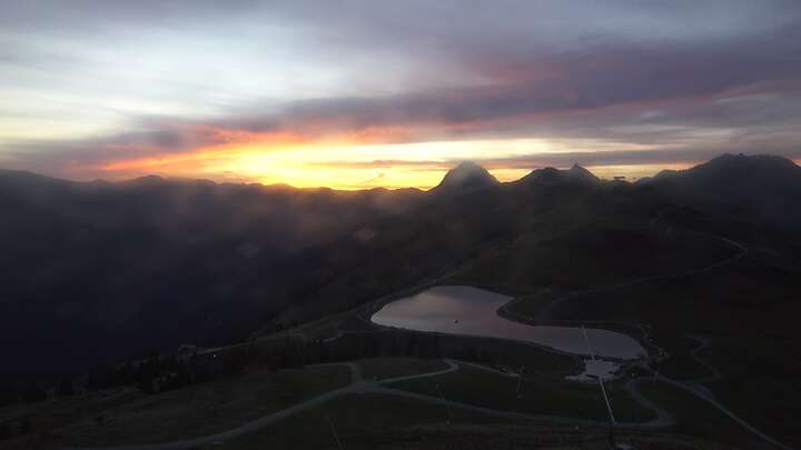 Hollersbach (Kitzbühel) Upper Station Panoramabahn snow cam captured at 19 September 2026 at 7:34 pm GMT+2