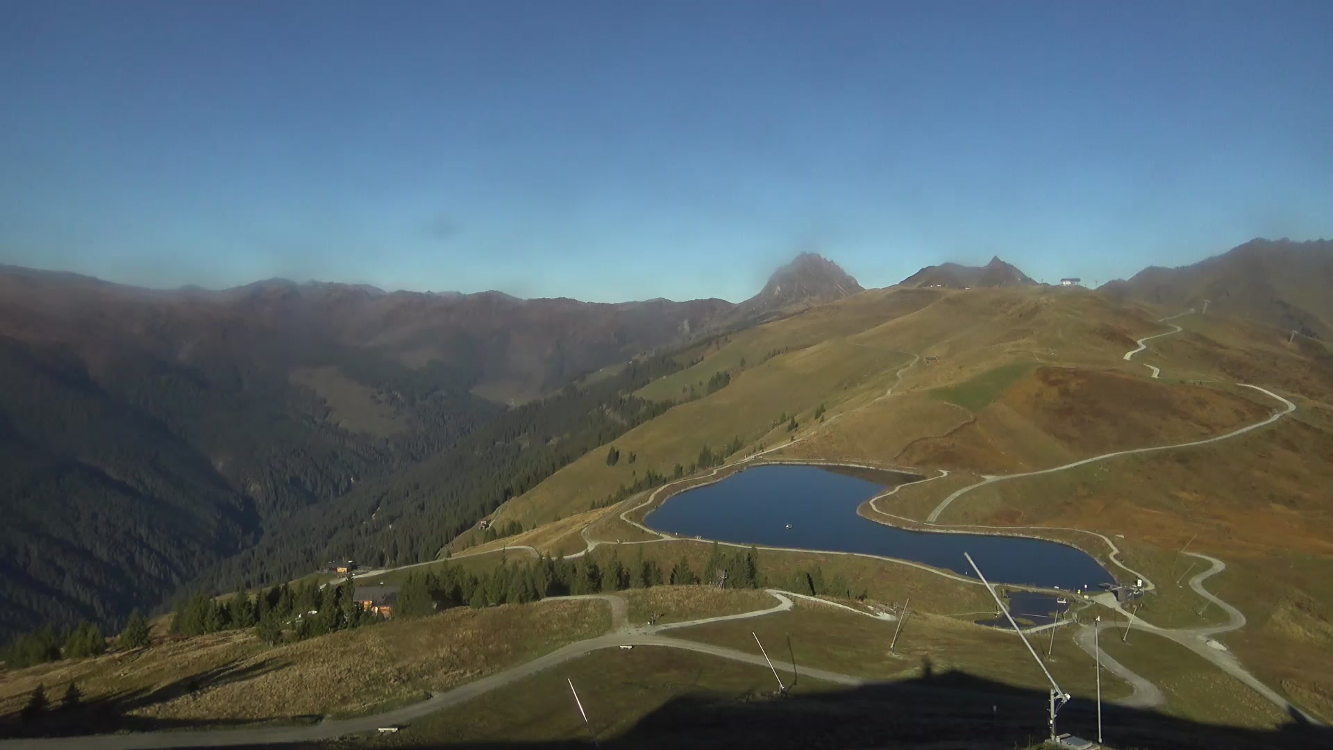 Hollersbach (Kitzbühel) Upper Station Panoramabahn snow cam captured at 6 October 2026 at 9:26 am GMT+2