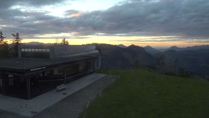 Hopfgarten im Brixental (SkiWelt) Kleine Salve - Salvistabahn snow cam captured at 14 September 2026 at 7:27 pm GMT+2