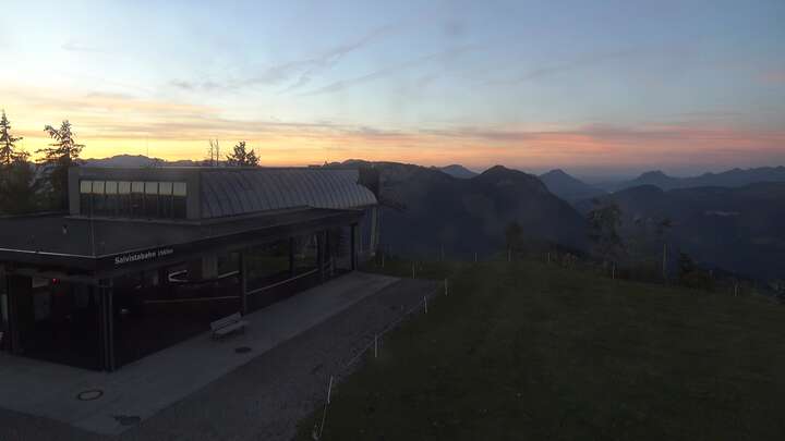 Hopfgarten im Brixental (SkiWelt) Kleine Salve - Salvistabahn snow cam captured at 26 September 2026 at 7:18 pm GMT+2