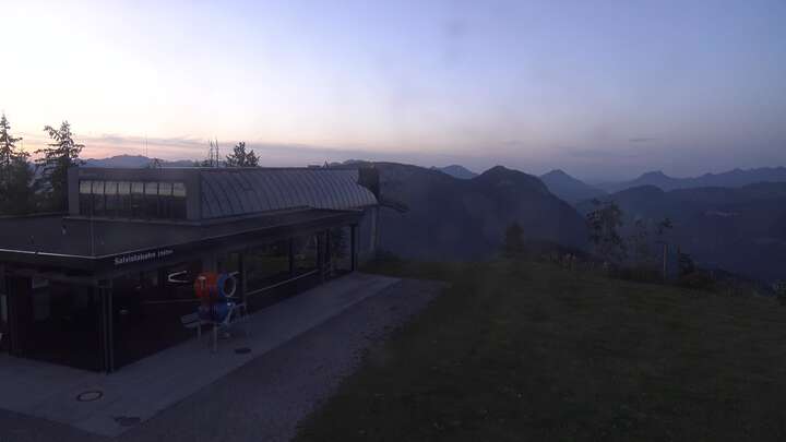 Hopfgarten im Brixental (SkiWelt) Kleine Salve - Salvistabahn snow cam captured at 28 September 2026 at 7:15 pm GMT+2