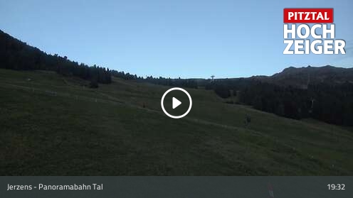 Jerzens (Hochzeiger) Panoramabahn Tal snow cam captured at 12 September 2026 at 7:52 pm GMT+2