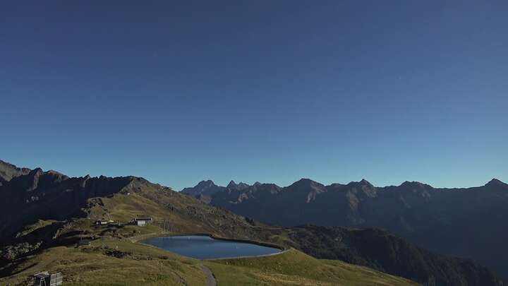 Jerzens (Hochzeiger) Zirbenbahn snow cam captured at 15 September 2026 at 6:07 pm GMT+2