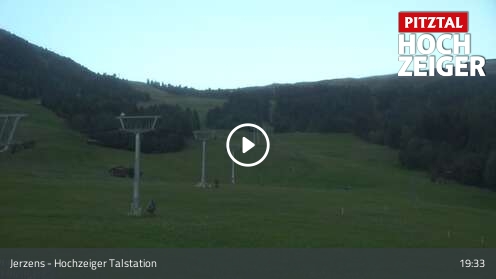 Jerzens (Hochzeiger) Hochzeiger Base Station snow cam captured at 12 September 2026 at 7:52 pm GMT+2