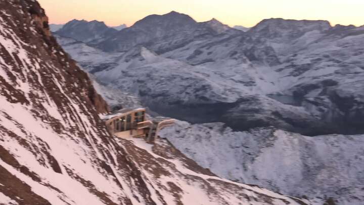 Kaprun (Kitzsteinhorn) Gipfel snow cam captured at 25 September 2026 at 7:35 pm GMT+2