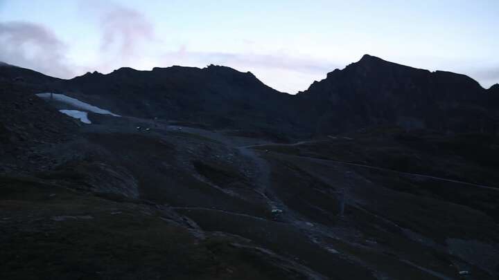Kaprun (Kitzsteinhorn) Alpincenter snow cam captured at 19 September 2026 at 7:50 pm GMT+2