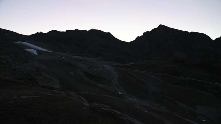Kaprun (Kitzsteinhorn) Alpincenter snow cam captured at 23 September 2026 at 7:37 pm GMT+2