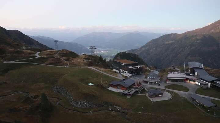 Kaprun (Kitzsteinhorn) Langwiedboden snow cam captured at 22 September 2026 at 7:40 pm GMT+2