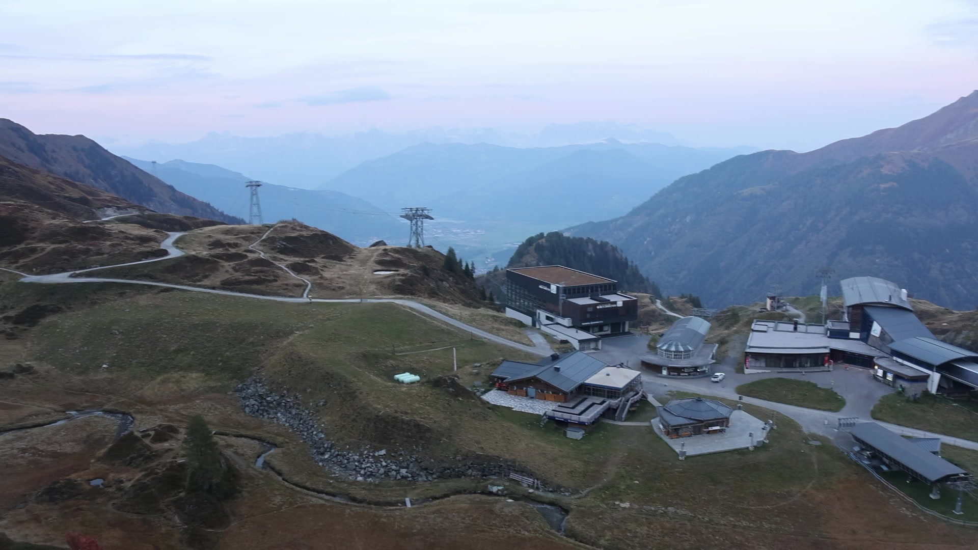 Kaprun (Kitzsteinhorn) Langwiedboden snow cam captured at 4 October 2026 at 6:52 pm GMT+2