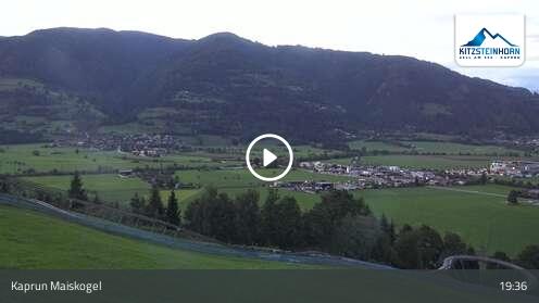 Kaprun (Kitzsteinhorn) Maiskogel snow cam captured at 12 September 2026 at 7:53 pm GMT+2